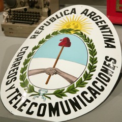 Escudo del Palacio de Correos y Telecomunicaciones