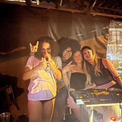 gurias