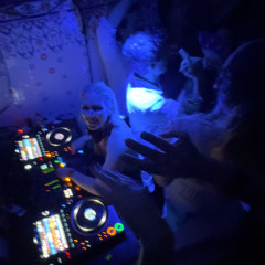 Bathtub Club at Pikes House Party 30th August 2025