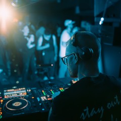 Radiate S3.4 - Crimson