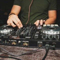 VANJA MIJATOVIC X GASTTOZZ - SKUPO BI TE PLATIO (DJ Vuja Extended Edit)