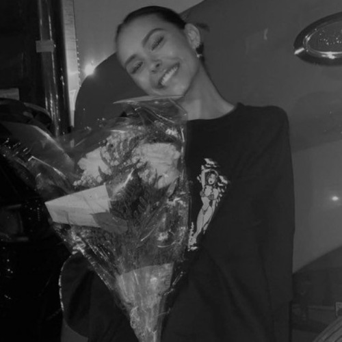 everyone else in the room can see it