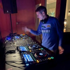 Small Parties, Big Sound