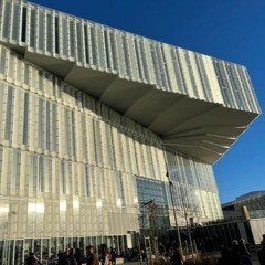 Sisyphos fliegt nach Oslo - eine Reportage