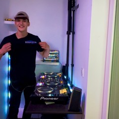 UK garage & Tech House