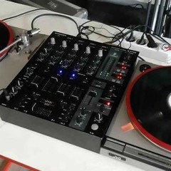 Vinile house 9.0 mix by frisinjeey