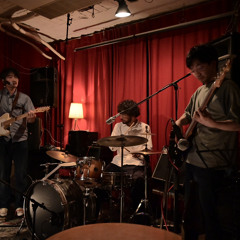 22/12/11 ランプ さかゆめ(Ba石黒 健一(毛玉)/Drシャラポア野口)