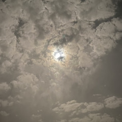 ‎⁨اقول مزيون وأشباهك ماهيي بـ أربعيّن .⁩