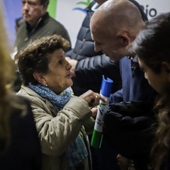 Alejandro Echarren - Bariloche: escrituras para 36 familias y aportes a instituciones locales