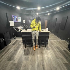 Fanned out (beanieboyy + 1dnnny)
