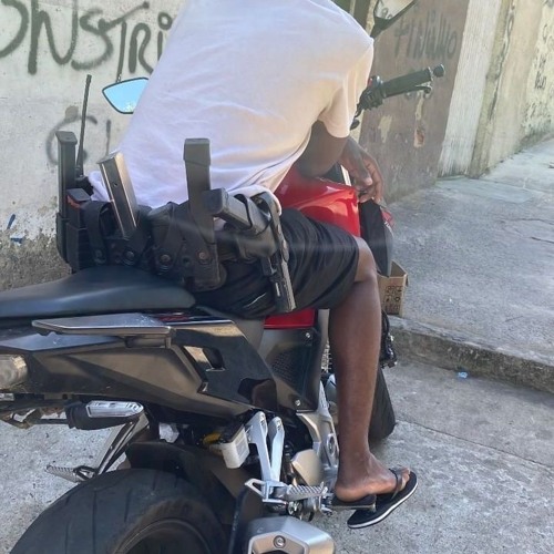 MEGAO - BOTA O PENTE TROCA O PENTE [[NC MÁXIMO]] BRABAA!!