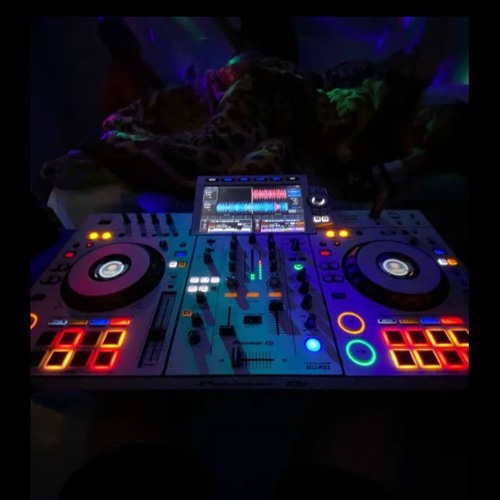 NHẠC_BẮT_MA_-_GỌI_HỒN_CHO_DIÊM_VƯƠNG_-_THÁI_HOÀNG_WIN_BEN_FUTURE_-_UNCLE_TONI_MIX