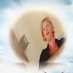 r u a slider🛝 or a glovr 🧤prod cylis