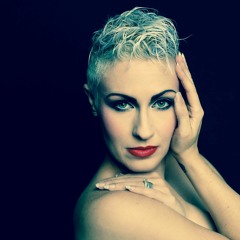 Stacy Green as Annie Lennox - Why (Lockdown Mix)