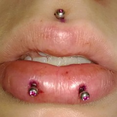 perc on my lip