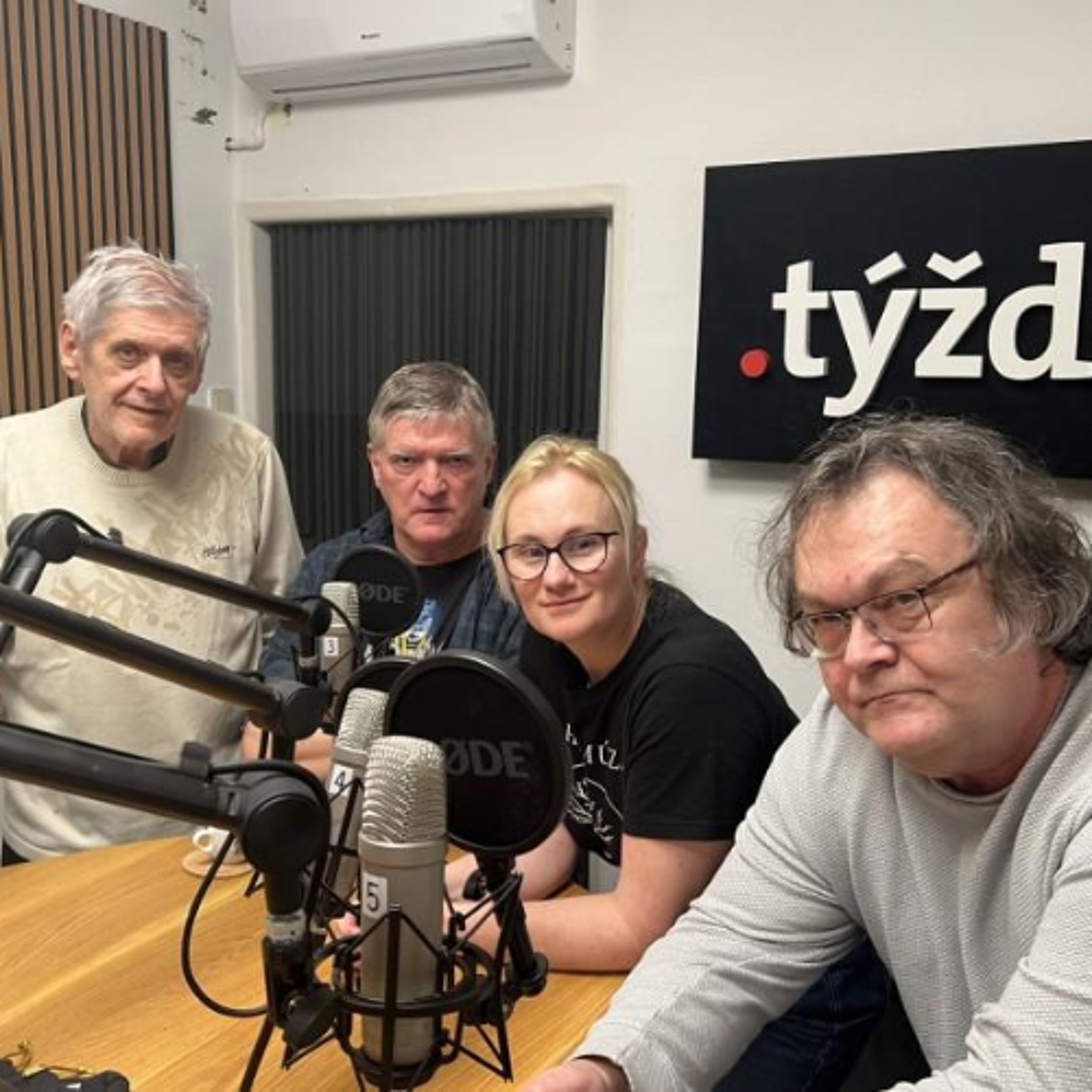 Týždeň s .týždňom: Čo má spoločné Fico, Lajčák a Epstein? Česko nás doháňa v ničení demokracie