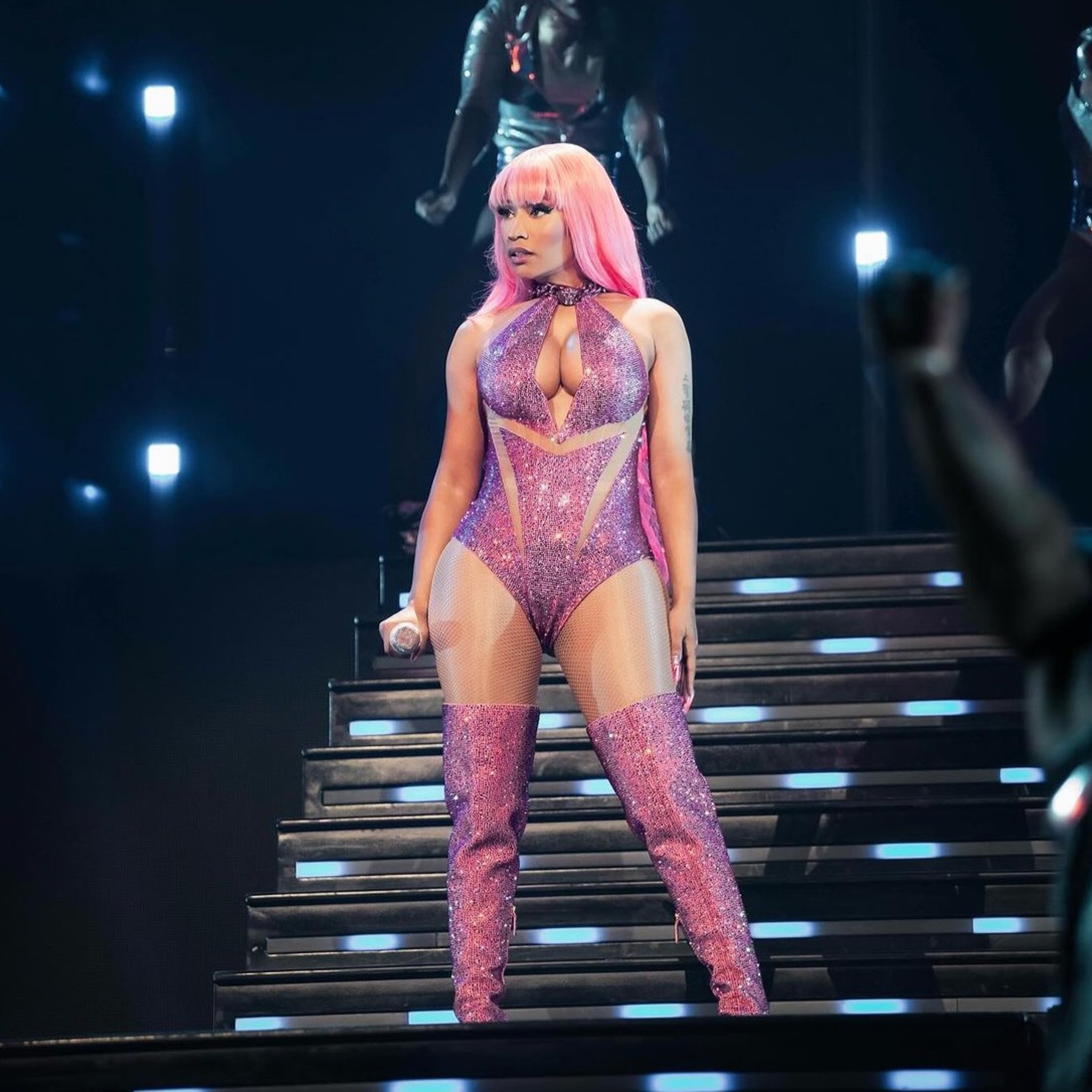 Nicki Minaj - Super Bass Remix (Lay Bankz - Tell Ur Girlfriend) episode artwork