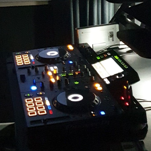 SweenStar Mikey Cee Friday Bounce Mix November 14th 2025.WAV