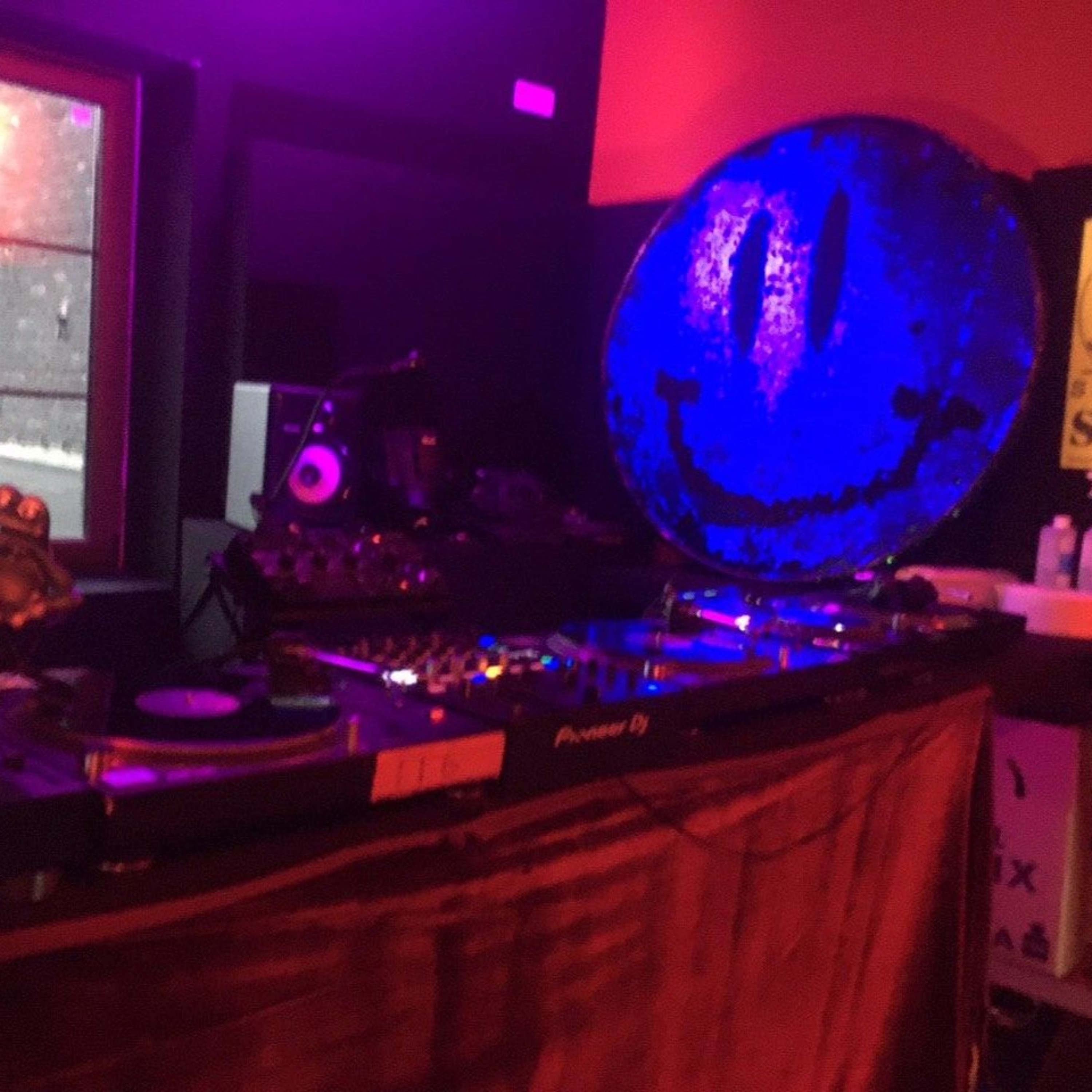 Dj Jauche - Sisyphos Livestream 8.4.2020 - Save The Duck episode artwork