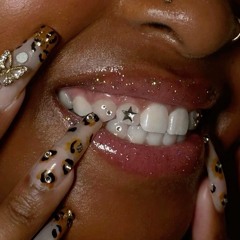 DIAMONDS ON YA TEETH (Tnzie)