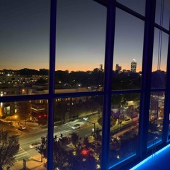 attached(feature)-lxe luciana