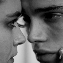 هو وبس عيونه خذتني