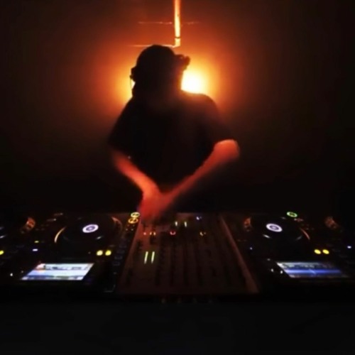 United We Stream x Basement NY Mix: Mike Servito