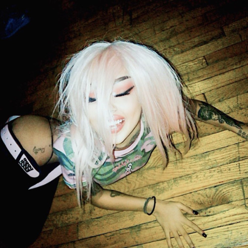 roll up (ft. slashxo)