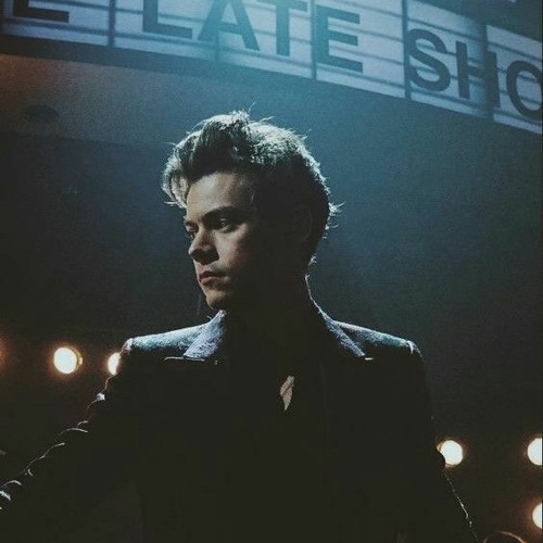 Stream Harry Styles - Sign Of The Times (Live At The Late Late Show) by  Deniz Şahin | Listen online for free on SoundCloud