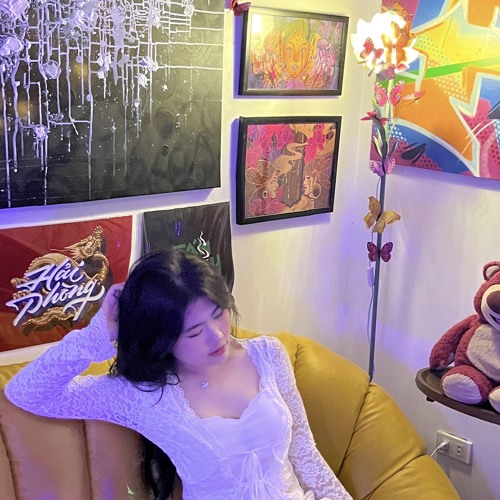 Gu nhạc của cô ấy