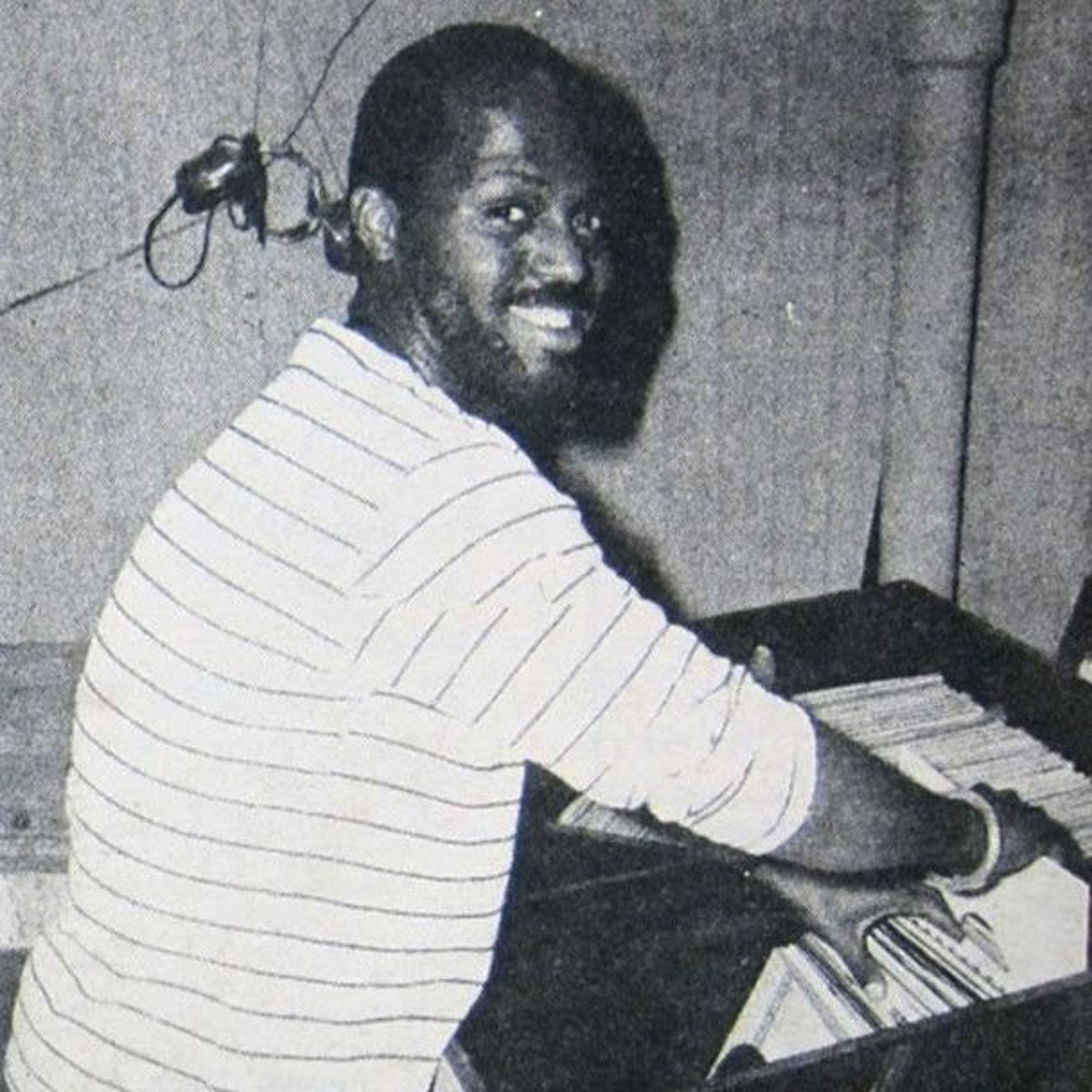 Frankie Knuckles 102.7 FM WBMX, Chicago 1987' (Manny'z Tapez) episode artwork