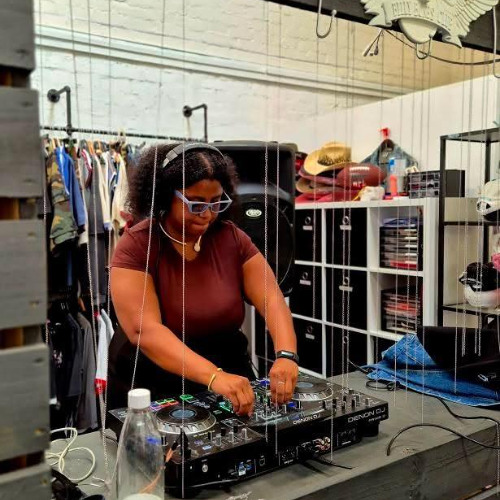 Gig at Billy Bones Clubhouse 09.08