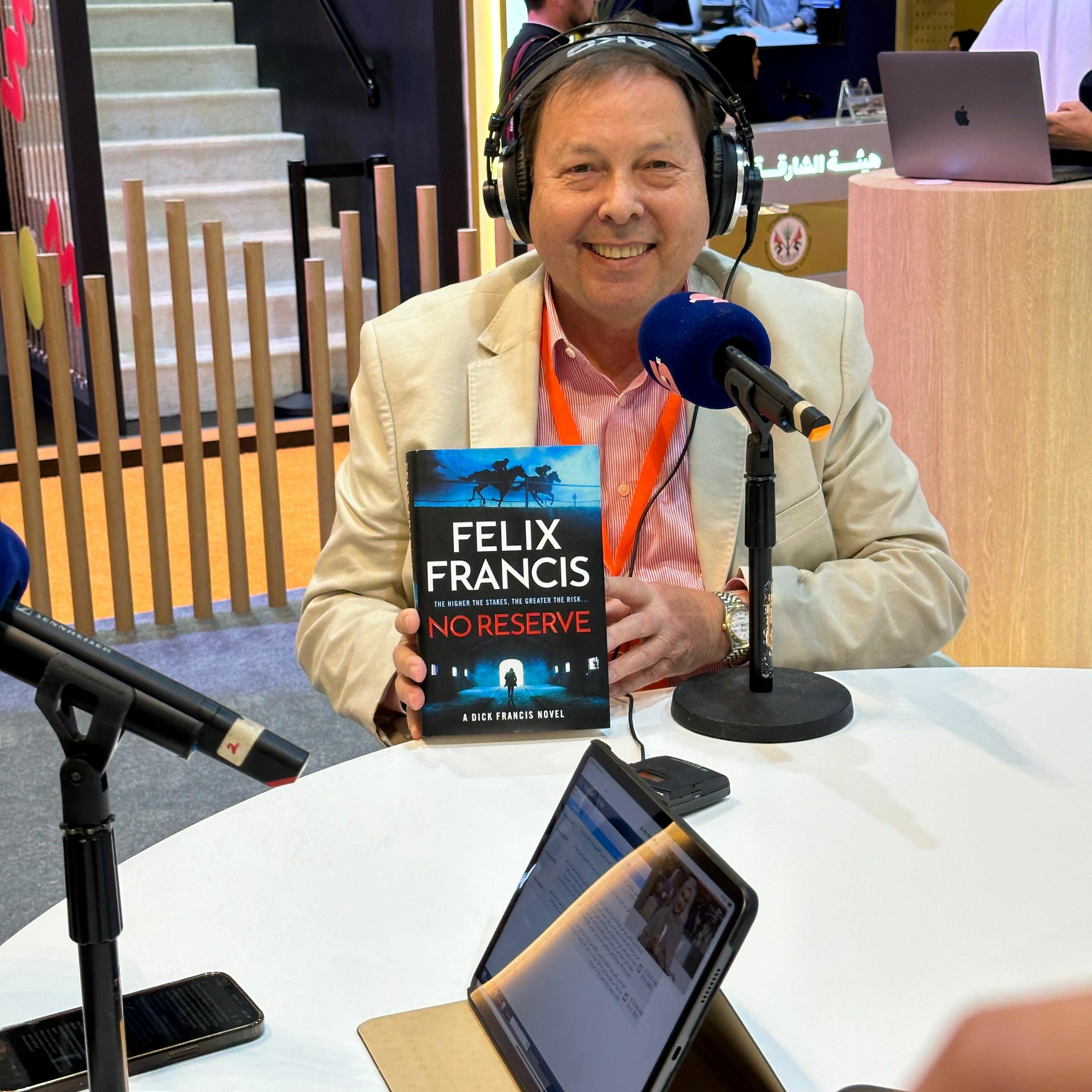 Live from SIBF 2023 with author Felix Francis (01.11.23) thumbnail