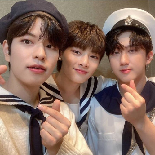 my universe – skz (sped up)