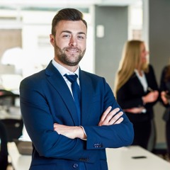Managed vs. Automated Job Search: Key to Land a Job Faster