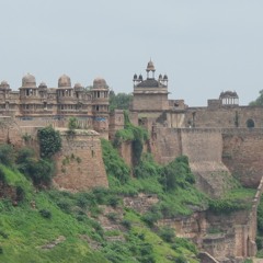 A Long Hot Walk To Fort Gwalior