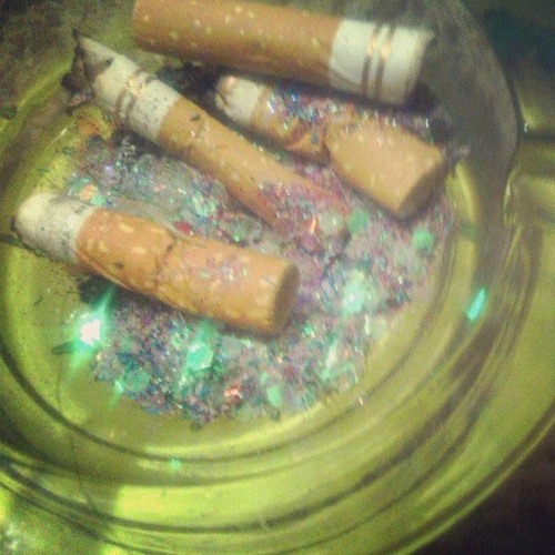 come w me i got yayo