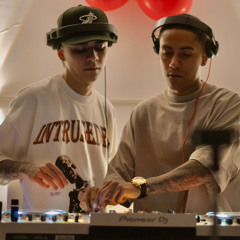 Skyline B2B JDC @ Laterrazadeepink Warm Up Demboyz