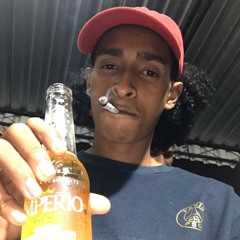 MACETINHO NA BASE DO CABELIN