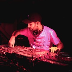 Ezeo @Tribes Stage - Summer Contrast Festival 2025