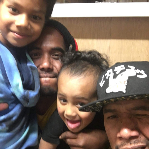 Mis pwetete- by Zikkman