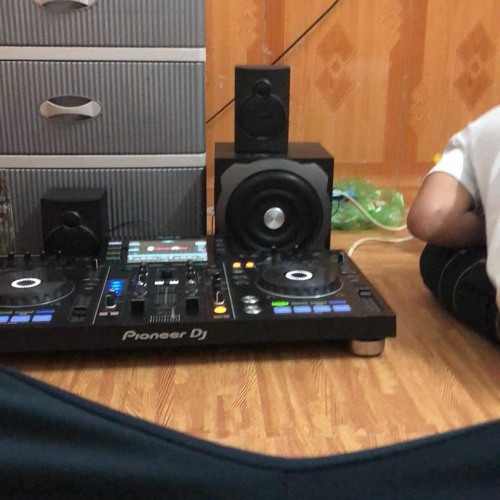 $weet Dreams (LONG NHAT REMIX)
