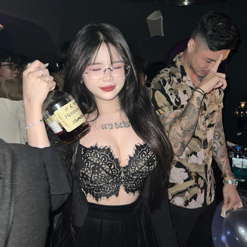 Yêu Em Nhưng Không Với Tới x Vở Kịch Của Em Remix - Mít Remix x NTP Remix