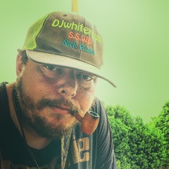 2020 illn and chillin with a Mask