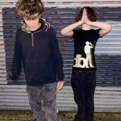 Floor (Feat. @Hvrts) (Prod. Favo)