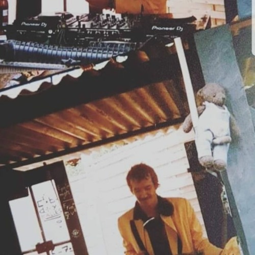 Podcasts / Tracks