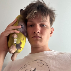 в телефоне (prod. tewiq, greyrock)