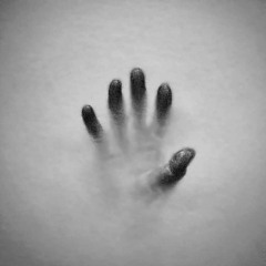 Pokruszony Na Kawałki