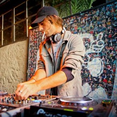 EMPIRE OF THE SUN -WE R DE PPL  OR.E remix