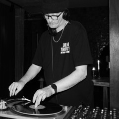 TBOY /// EXTRA 90's R&B /// 2 hrs of special mixes & remixes